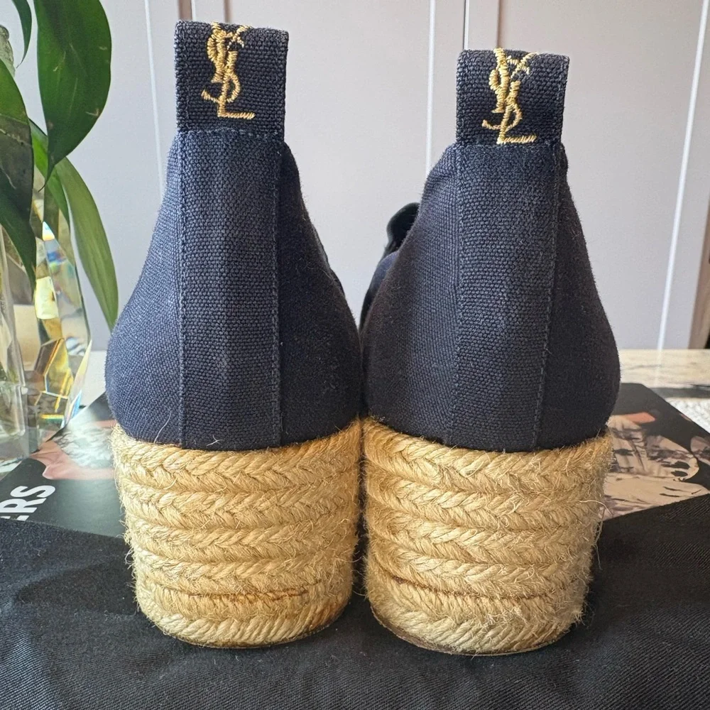 Authentic YSL - Picture 4 of 16